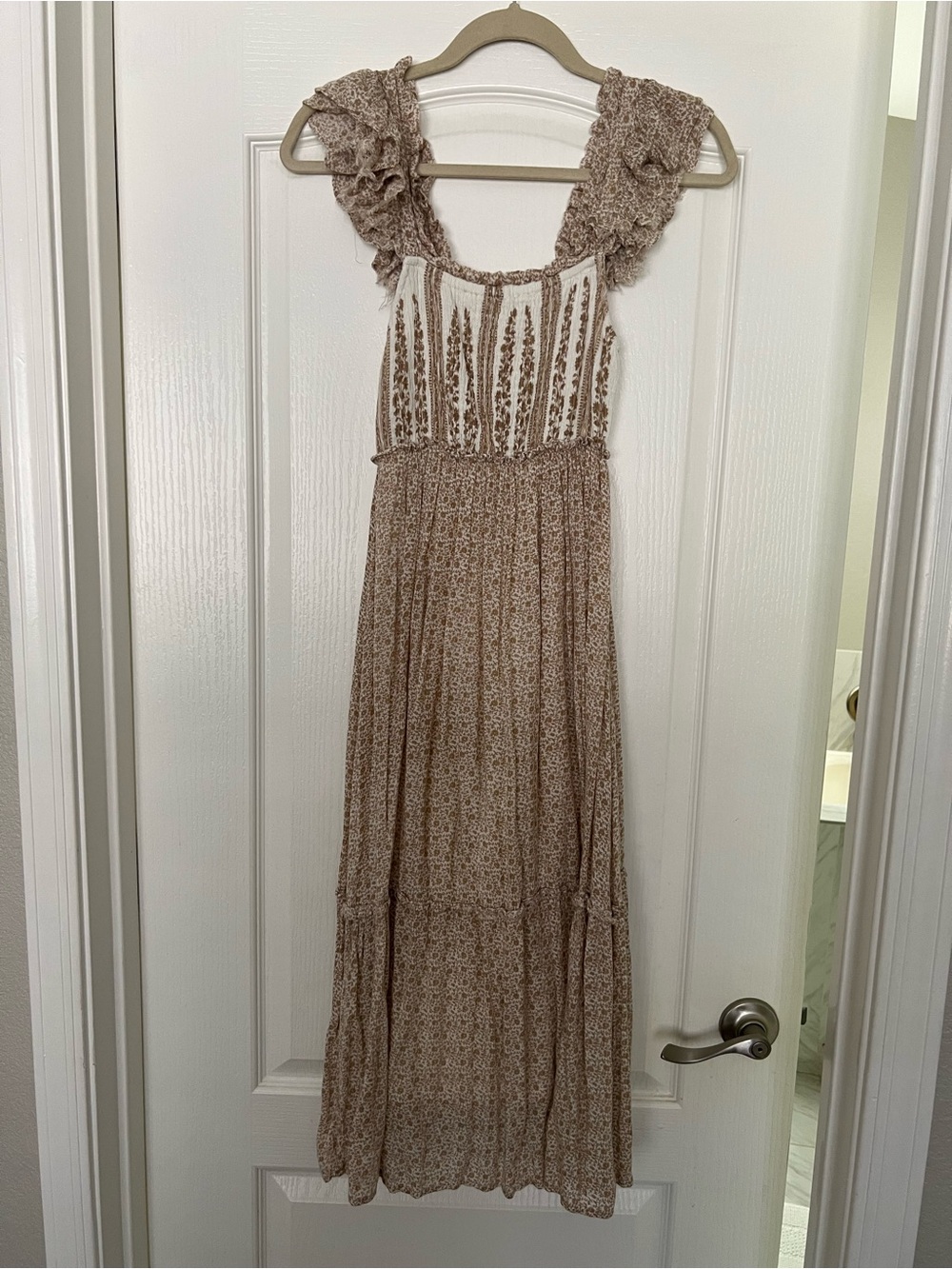 Jessica Simpson Beige Floral Maxi Dress with Ruffle Straps
